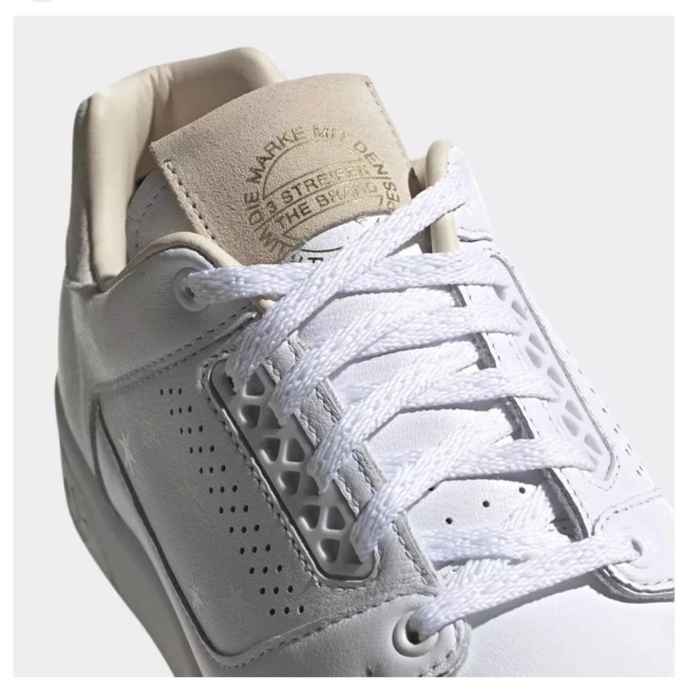 ADIDAS slamcourt sneakers